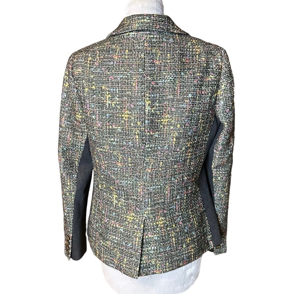 Trina Turk Multicolored 2 Piece Tweed Suit. Size 10 - Picture 11 of 15